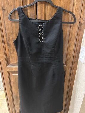 Sleeveless Black Midi Dress with Ring Accent